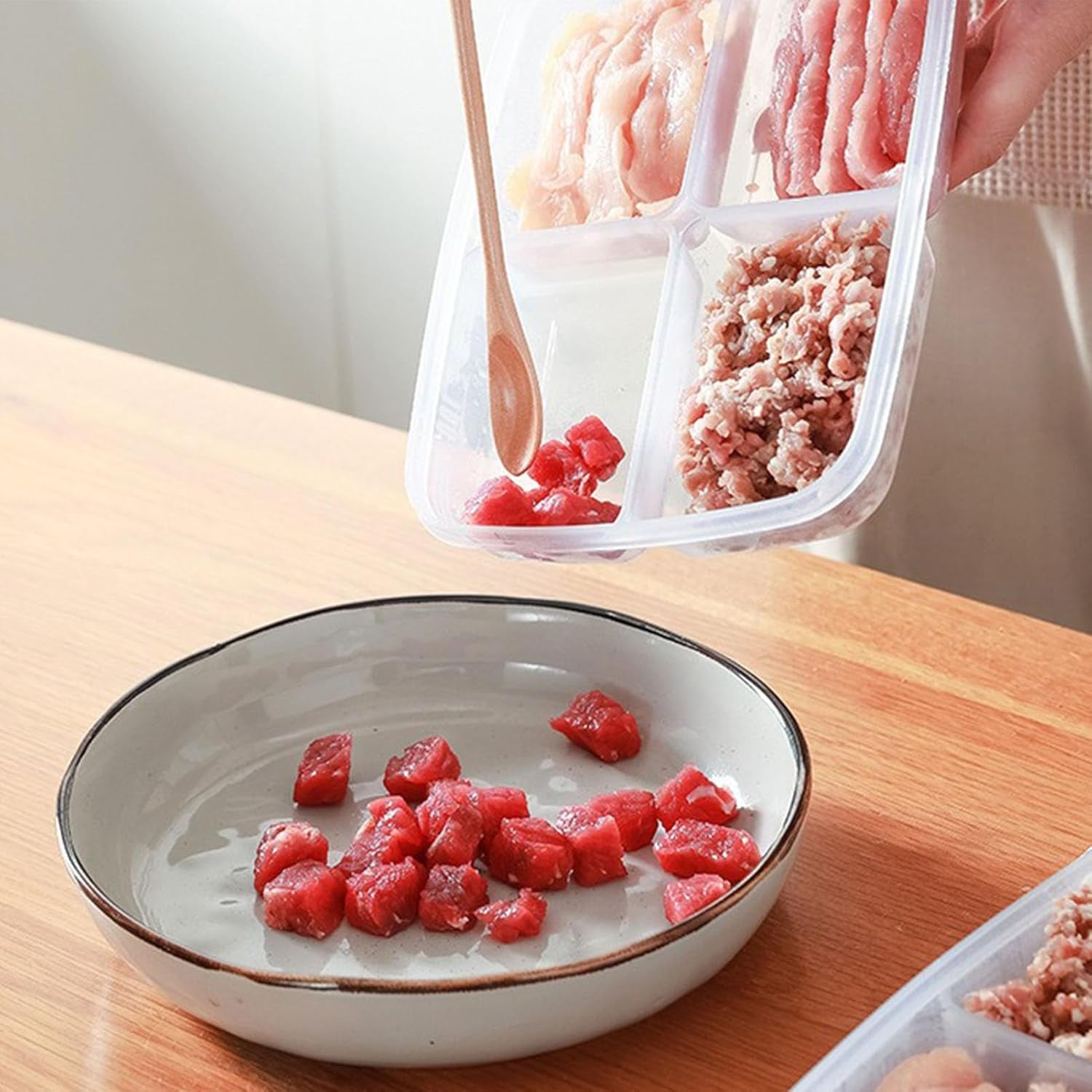 4-Section Fridge & Freezer Organizer Box | microwave safe | Airtight Meat & Vegetable Storage Container - Multi-Compartment Meal Prep Box for Kitchen Organization